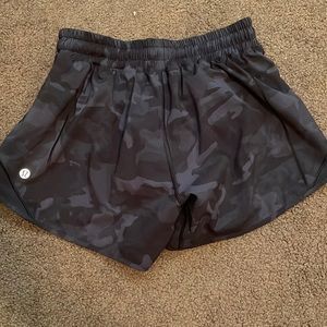 Lululemon hotty hot shorts